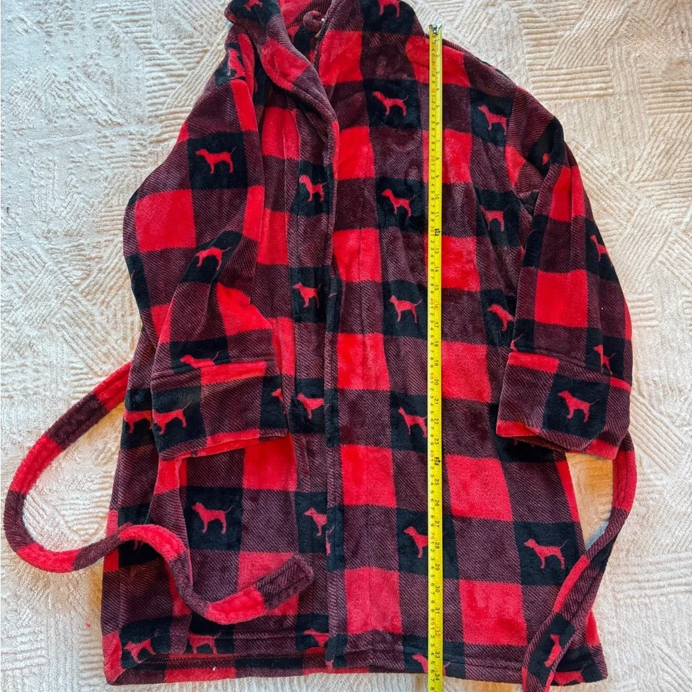 Victoria’s Secret PINK Buffalo Plaid Robe Red Black Checkered Dog Logo Plush M/L